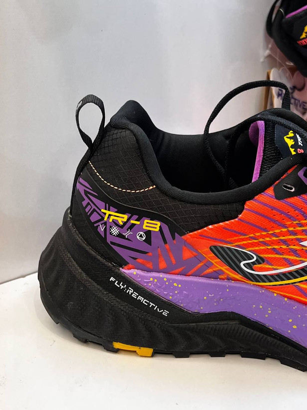 کتونی مردانه دویدن در طبیعت جوما Joma TR-8 | زیره آنتیشوک آتشی| اورجینال|سایز 42.5