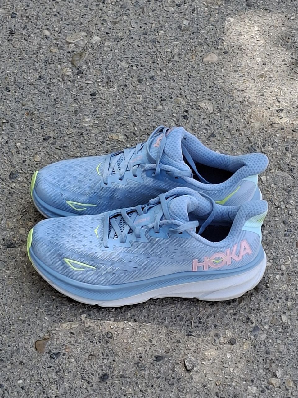 کتونی رانینگ اورجینال هوکا ماک ۶ آبی صورتی HOKA Mach 6 Bluebell Pink مهدی اورجینال
