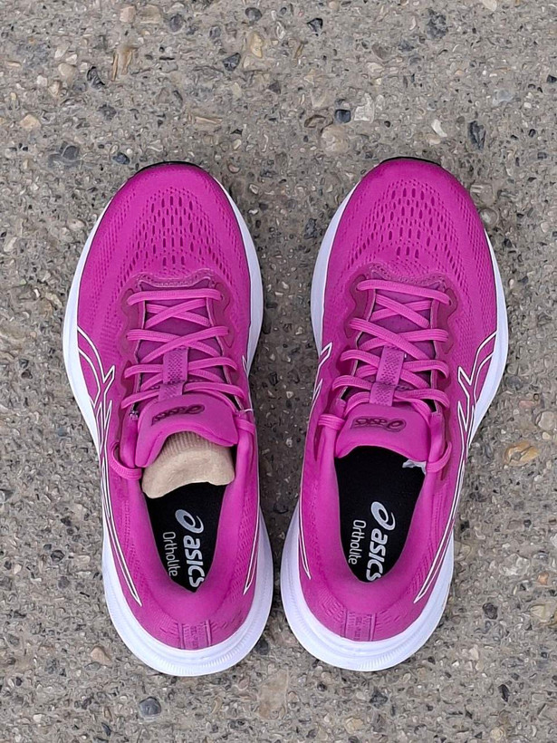 کتونی زنانه رانینگ زنانه اسیکس (Asics) اورجینال – مدل پرطرفدارژل سایز 38