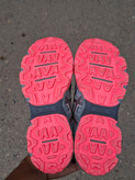 کتونی مردانه رانینگ اسیکس ASICS GEL طوسی مرجانی | رویه مش تنفسپذیر، کفی ژل، مناسب دویدن و پیادهروی سایز 42.5
